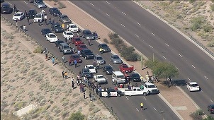 Mai mulţi protestatari au blocat autostrada spre un miting al lui Donald Trump VIDEO