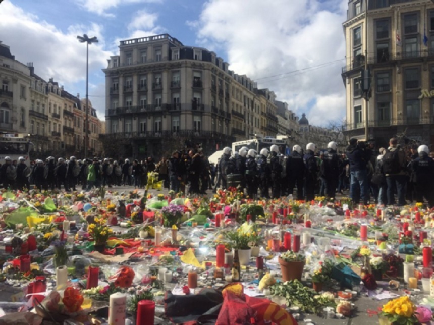Incidente la Bruxelles - Ciocniri între forţe de ordine şi manifestanţi, în Piaţa Bursei