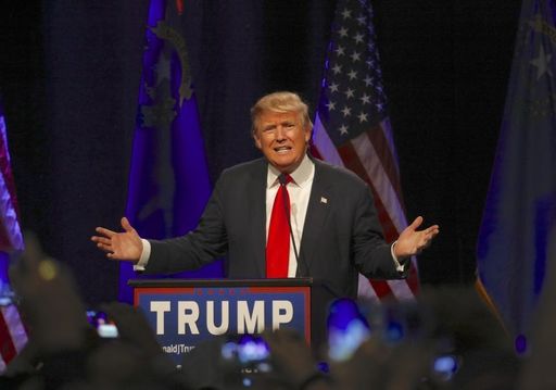 O piatră funerară cu numele lui Donald Trump a fost instalată în centrul New York-ului. FOTO