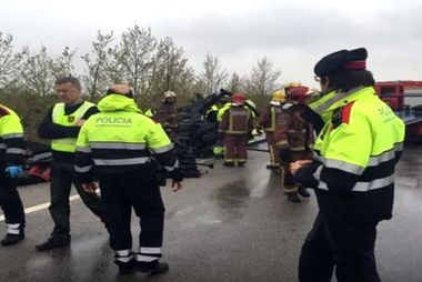 Şapte persoane au murit într-un accident rutier produs în Spania