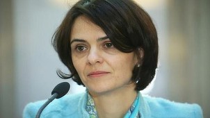 Wikileaks: FMI, în frunte cu "Doamna sa de fier", Delia Velculescu, vrea să împingă Grecia într-o nouă criză