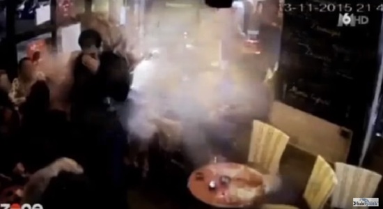 Postul francez M6 a difuzat o înregistrare video care l-ar surprinde pe Brahim Abdeslam detonându-se - VIDEO