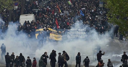 Poliţiştii francezi ies în stradă la 18 mai, pentru a protesta faţă de valul de “ură faţă de ofiţeri” 