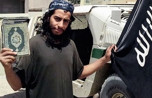 Bombardamentele franceze din Siria, din septembrie 2015, l-ar fi vizat pe Abaaoud, organizatorul masacrului de la Paris