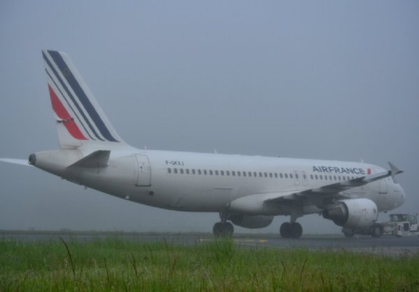 Franţa: Anchetatorii caută greşeli în măsurile de securitate de pe aeroportul Roissy după prăbuşirea avionului EgyptAir