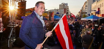 Extrema dreaptă la uşa puterii, în alegerile prezidenţiale din Austria