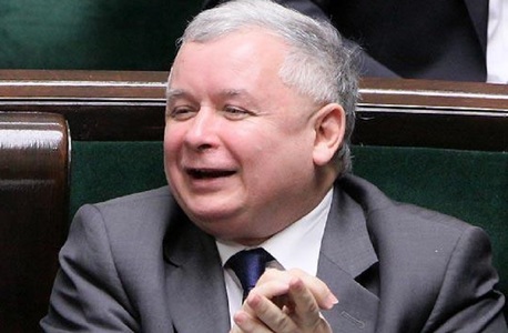 Kaczynski, ambiguu în legătură cu susţinerea lui Tusk pentru un al doilea mandat la preşedinţia Consiliului European