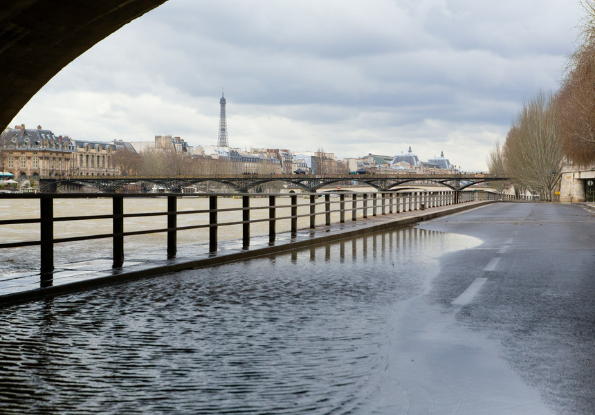 Inundaţii şi alerte de inundaţii în Franţa, inclusiv la Paris, în urma creşterii nivelul Senei
