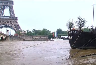 INUNDAŢII devastatoare în Franţa. Nivelul Senei a atins şase metri la Paris, cel mai ridicat din ultimii 34 de ani - FOTO, VIDEO