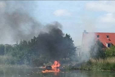 Avion de vânătoare elveţian s-a prăbuşit în apropierea unei baze militare olandeze. VIDEO