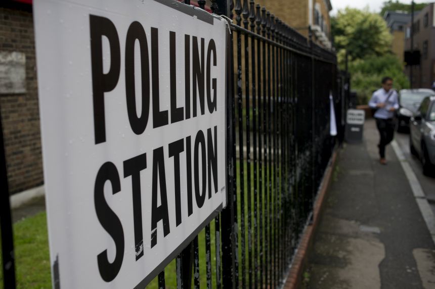 Marea Britanie: 72,1% dintre alegătorii britanici au votat la referendum potrivit datelor centralizate din peste jumătate de circumscripţii