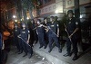 ATAC ARMAT într-un restaurant din capitala Bangladeshului. ISIS a revendicat atacul şi susţine că s-a soldat cu 20 de morţi. Cetăţeni italieni, printre ostatici. VIDEO
