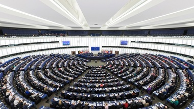 UE se dotează cu un nou corp european de grăniceri