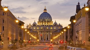 Vatileaks: Justiţia a decis condamnarea la închisoare a unui expert italian în relaţii publice şi a unui preot spaniol pentru scurgerea de informaţii