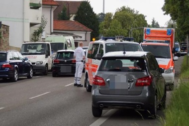 Un bărbat înarmat ar fi luat cel puţin un ostatic într-un cabinet de avocatură din Stuttgart