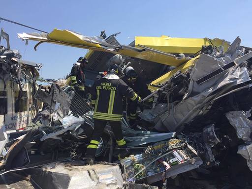 Bilanţul accidentului feroviar din Italia a ajuns la 25 de morţi; procurorii au ca primă ipoteză o eroare umană