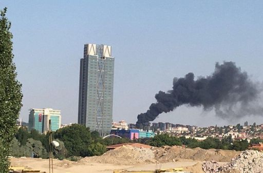 Incendiu la o clădire publică din Ankara, anunţă autorităţile, după ce presa scrie despre o explozie. FOTO, VIDEO