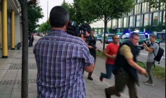 ATACUL ARMAT dintr-un mall din Munchen (Foto: Twitter)