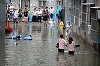 Peste 16 milioane de persoane evacuate şi cel puţin 24 de morţi în China, în urma unor inundaţii 