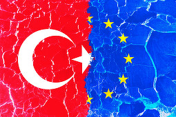 Turcia nu este în situaţia de a adera la UE în viitorul previzibil, spune Juncker