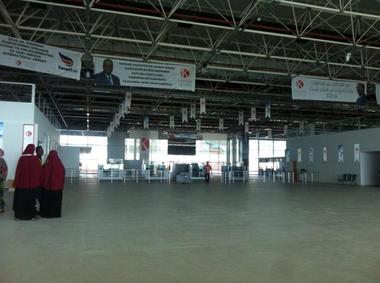 Cel puţin opt persoane au fost ucise în urma exploziei a două bombe, în apropierea aeroportului din Mogadishu