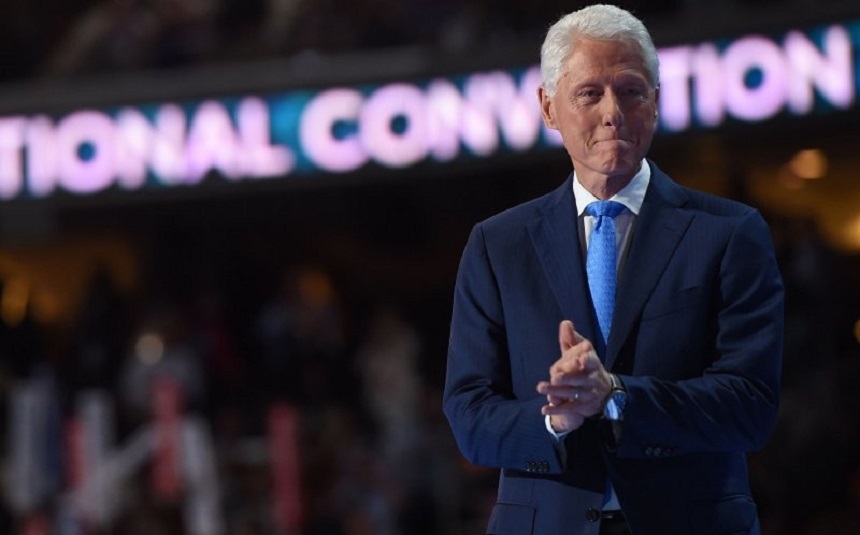 Bill Clinton îşi mărturiseşte la tribuna Convenţiei Democrate de la Philadelphia admiraţia faţă de candidata Hillary Clinton. VIDEO