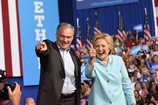 AFP: "Hillary", un personaj adorat şi detestat
