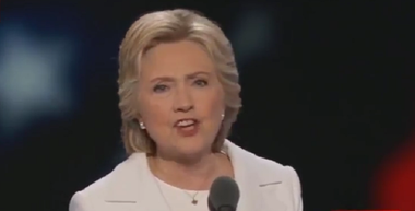 Hillary Clinton a acceptat cu "umilinţă, hotărâre şi încredere" nominalizarea democraţilor la preşedinţia SUA în cel mai important discurs din lunga sa carieră politică
