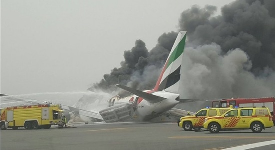 Zborurile de pe aeroportul internaţional Dubai au fost reluate