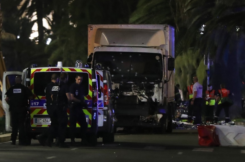 Bilanţul atentatului de la Nisa a crescut la 85 de morţi, după ce un bărbat a decedat ca urmare a rănilor suferite în atac