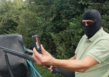 Anchetă Sky News: Traficanţi de arme din România le vând arme tuturor celor care doresc, inclusiv teroriştilor. Horodniceanu: Facem verificări FOTO, VIDEO