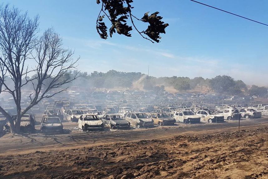 Circa 300 de persoane au fost evacuate de pe insula Madeira şi din sudul Portugaliei, din cauza incendiilor de pădure