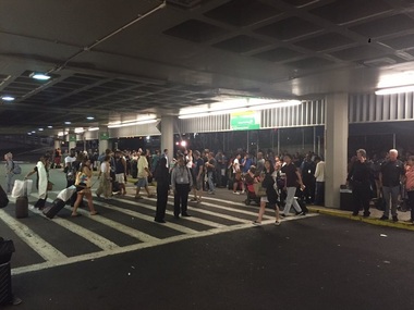 Panică pe Aeroportul Internaţional JFK din New York, în urma unor informaţii "nefondate" despre focuri de armă