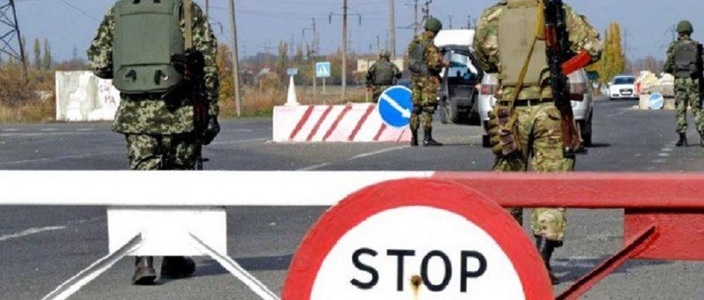 Forţe terestre şi navale ruse efectuează exerciţii în Crimeea anexată