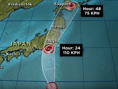 Zeci de mii de japonezi au primit ordin de evacuare, iar sute de zboruri au fost anulate, din cauza unui taifun puternic