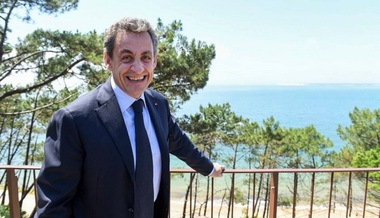 Nicolas Sarkozy îşi anunţă candidatura în alegerile prezidenţiale din 2017