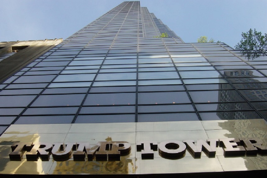 Trump a crescut de cinci ori suma pe care şi-o plăteşte drept chirie pentru sediul său de campanie din Trump Tower