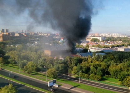Incendiul de la Moscova, soldat cu 16 morţi, a fost stins; 12 oameni au fost salvaţi din flăcări