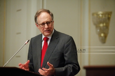 Secretarul general adjunct al NATO: Nici nu confirmăm, nici nu infirmăm locaţiile armelor nucleare