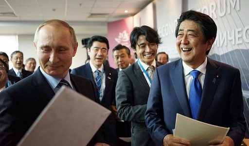 Abe îl îndeamnă pe Putin "să deschidă o nouă epocă" după 70 de ani de tensiuni ruso-nipone