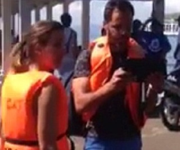 Doi turişti străini au murit, iar alţi 14 au fost răniţi după o explozie pe un feribot în Bali. VIDEO