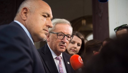 UE acordă Bulgariei 108 milioane de euro pentru a opri valul migranţilor