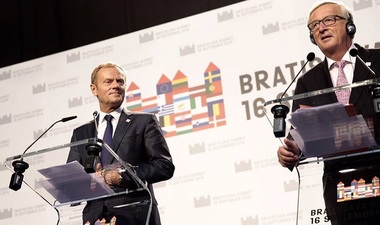 UE nu poate face compromisuri în privinţa libertăţii de mişcare în negocierile cu Londra, afirmă Juncker şi Tusk la Bratislava