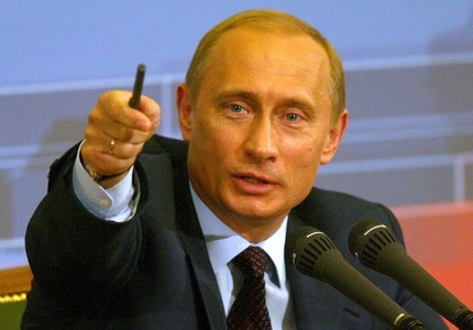 Preşedintele Vladimir Putin susţine că există încercări de manipulare a opiniei publice înainte de alegerile legislative