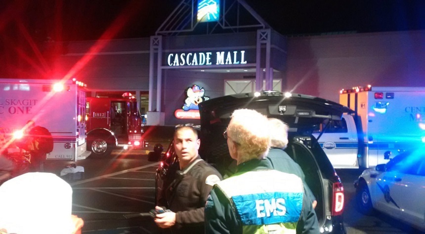 Bilanţul victimelor atacului armat din mallul de la Burlington a ajuns la cinci morţi, anunţă autorităţile