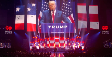 Bono critică din nou "dorinţa" lui Trump, într-un concert la Las Vegas. VIDEO