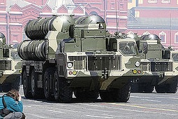 Rusia confirmă că a desfăşurat un sistem de rachete S-300 în Siria