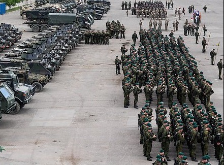 Rusia a lansat un exerciţiu militar masiv de simulare a unui război nuclear, care implică peste 40 de milioane de persoane