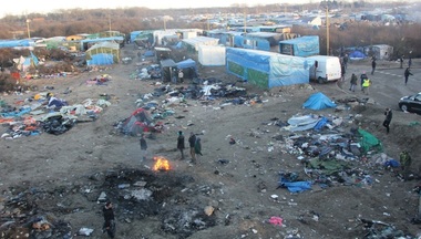 Londra anunţă că va primi în câteva zile sute de copii migranţi de la Calais