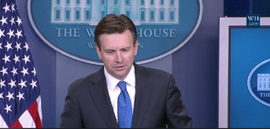Obama consideră "dezgustătoare" declaraţiile obscene şi degradante faţă de femei ale lui Trump din 2005